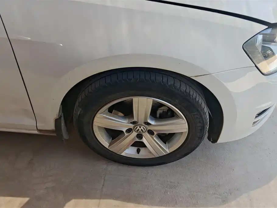 Volkswagen Golf 2016