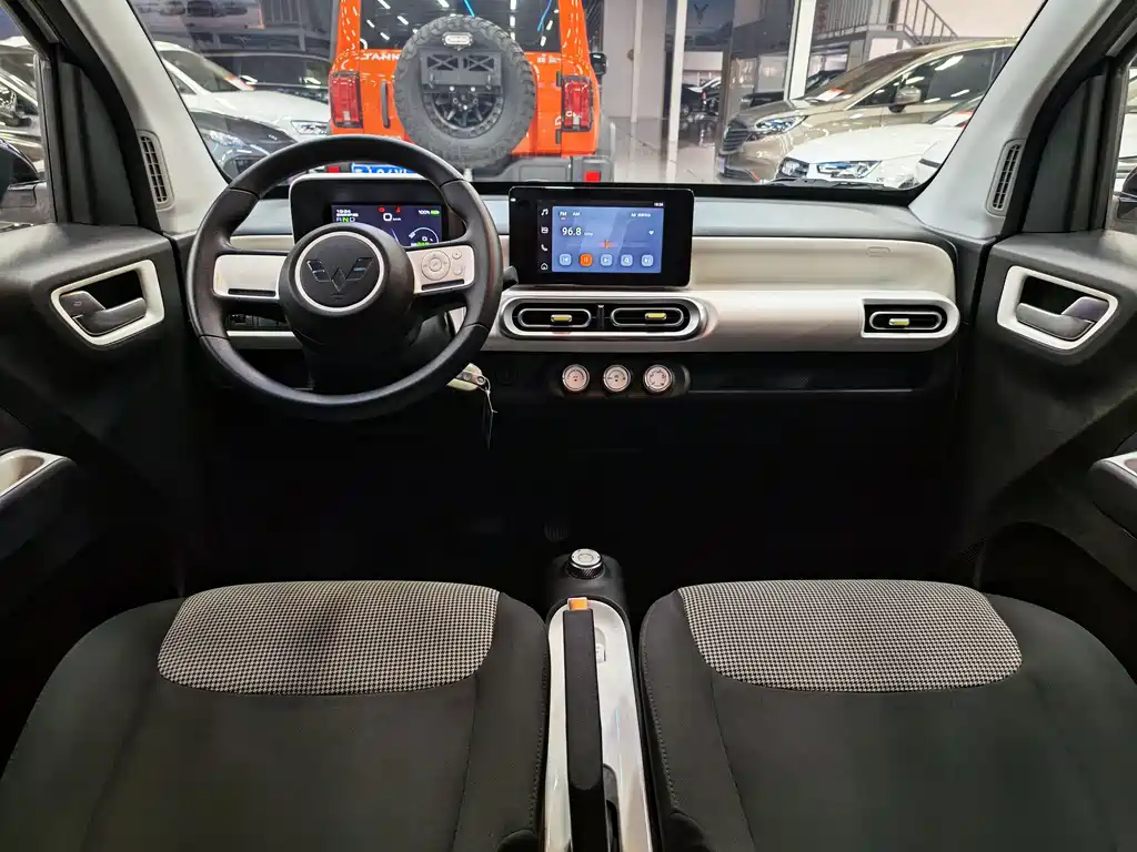Wuling Hongguang MINIEV 2024