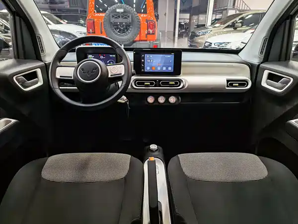 Wuling Hongguang MINIEV 2024
