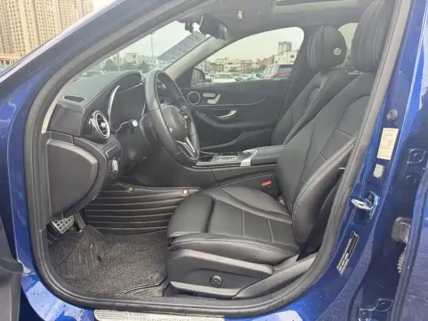 Mercedes-Benz C-Class 2019