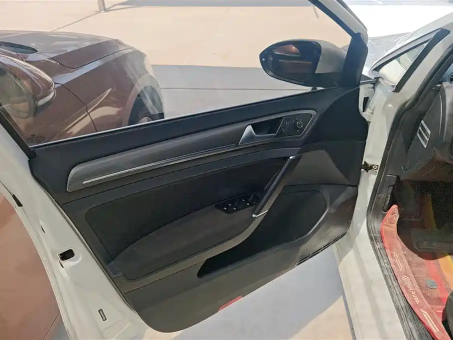 Volkswagen Golf 2016