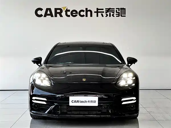 Porsche Panamera 2012