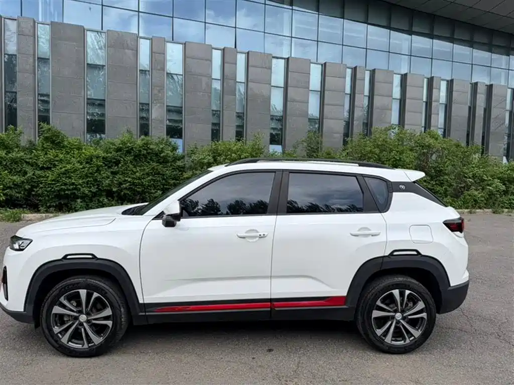 Changan CS35PLUS 2022 — фото 6