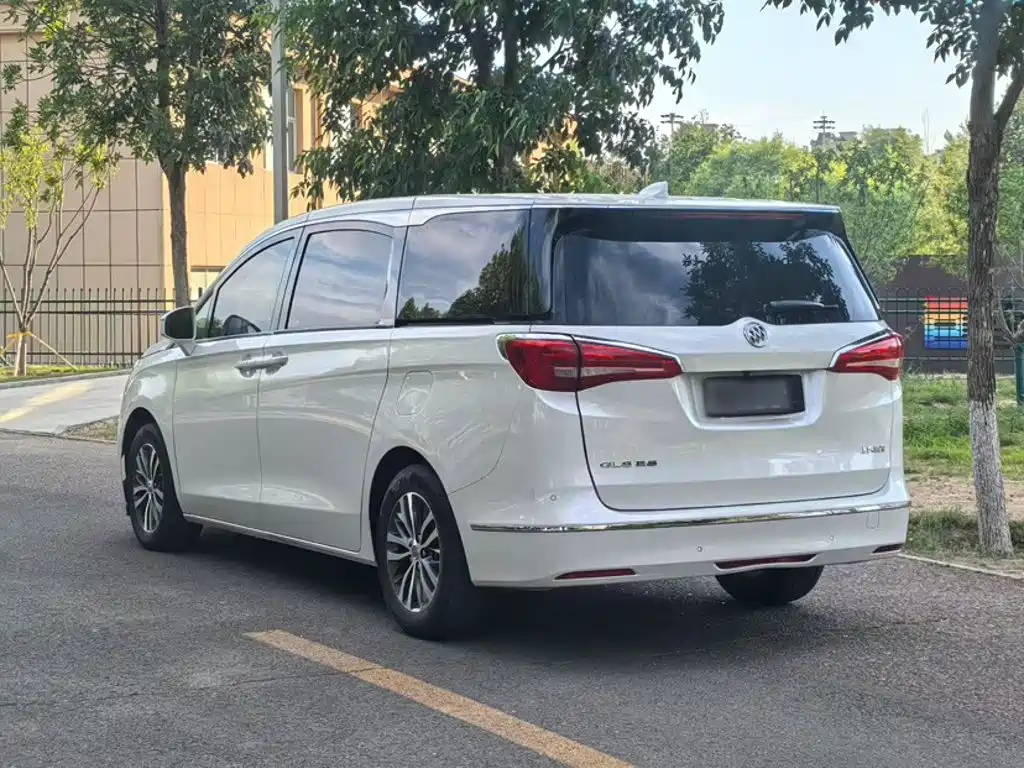 Buick GL8 2018