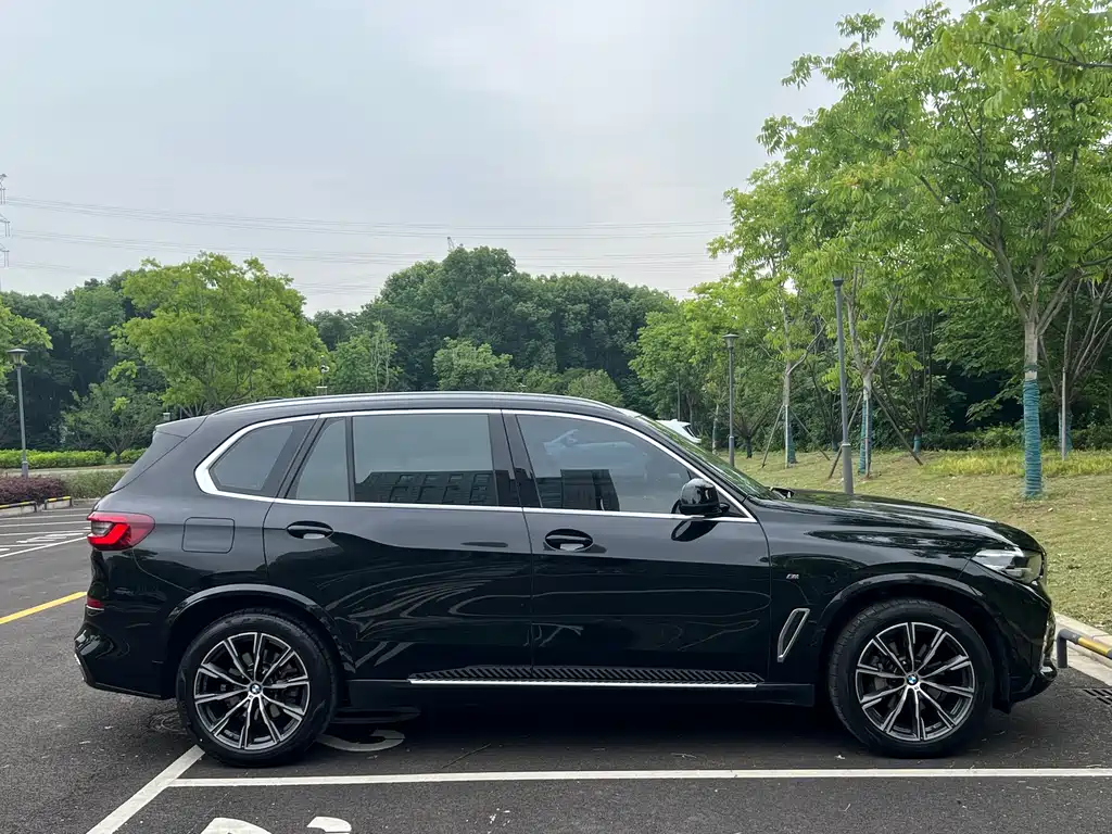 BMW X5 2022 — фото 16