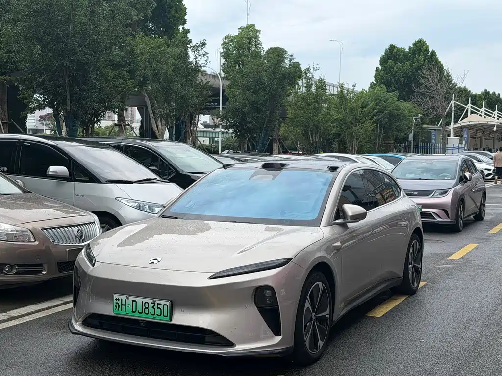 NIO ET5T 2024