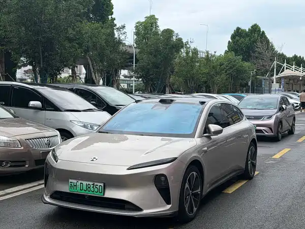 NIO ET5T 2024