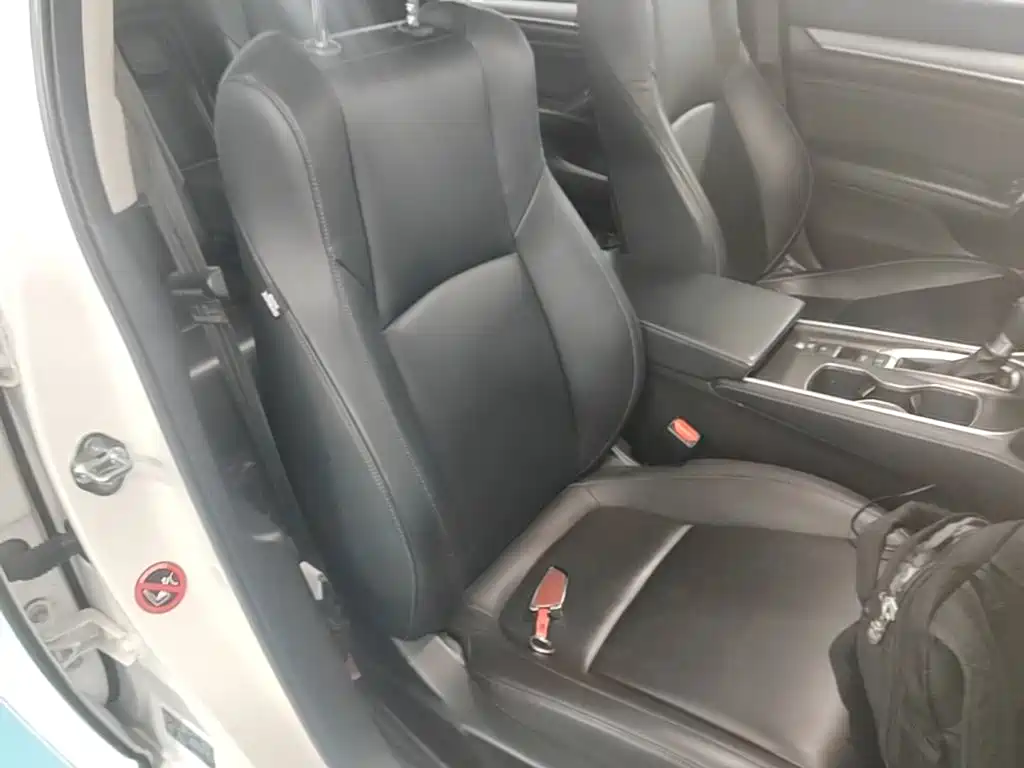 Honda Accord 2021 — фото 25