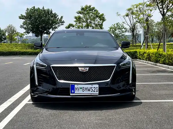 Cadillac CT6 2022