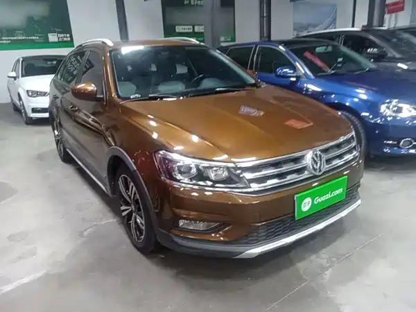 Volkswagen Cross Lavida 2017