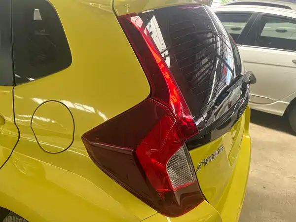 Honda Fit 2016