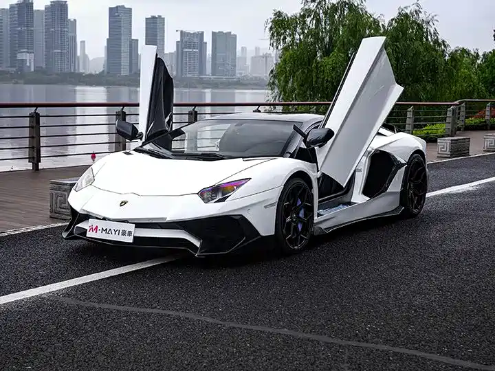 Lamborghini Aventador 2014 — фото 4