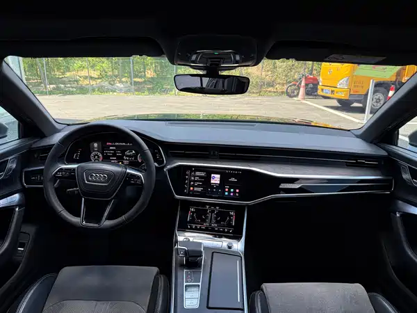 Audi A6L 2023