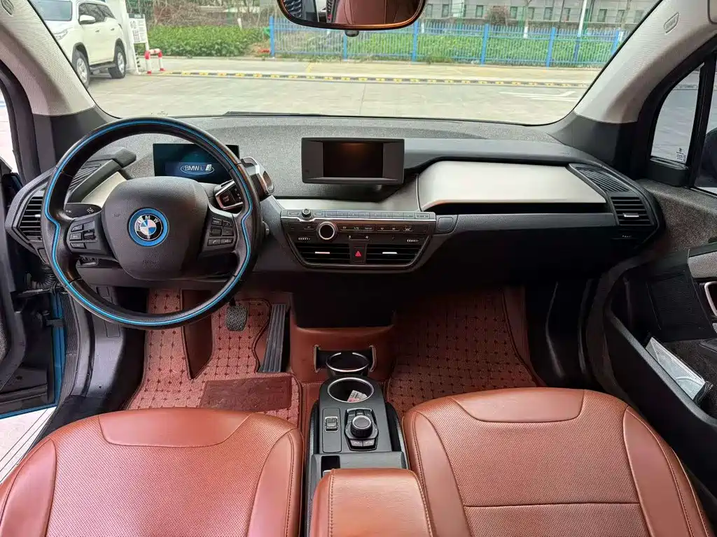 BMW i3 2017 — фото 8