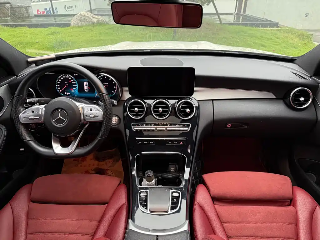 Mercedes-Benz C-Class 2019 — фото 18