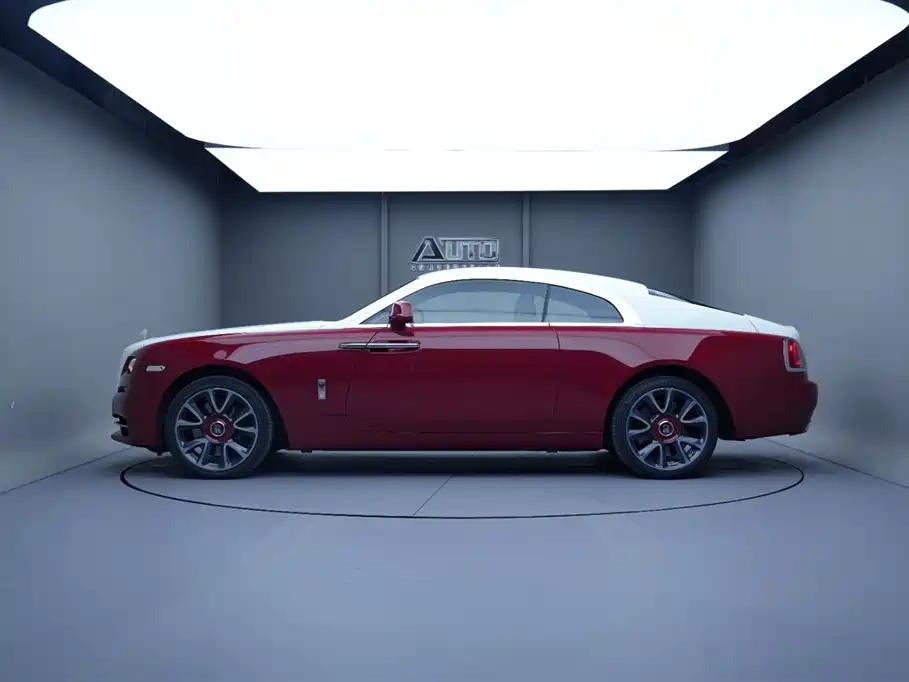 Rolls-Royce Wraith 2017 — фото 4
