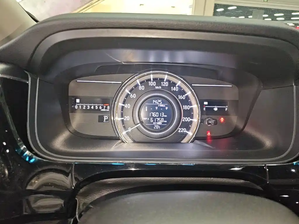 Honda Elysion 2018 — фото 12
