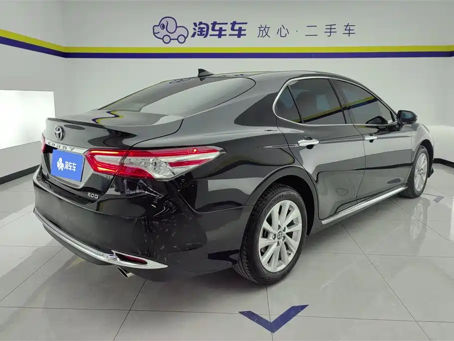Toyota Camry 2023