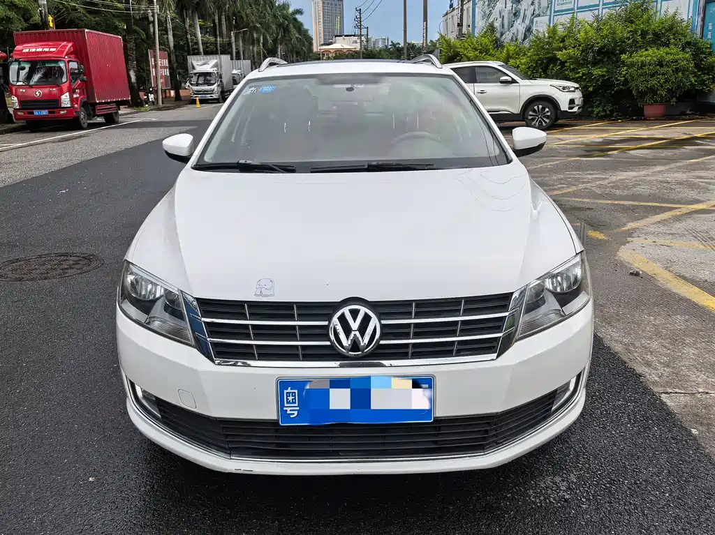 Volkswagen Gran Lavida 2015
