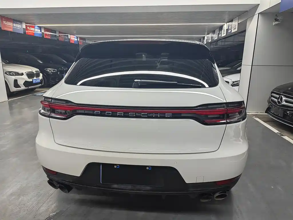 Porsche Macan 2021 — фото 14