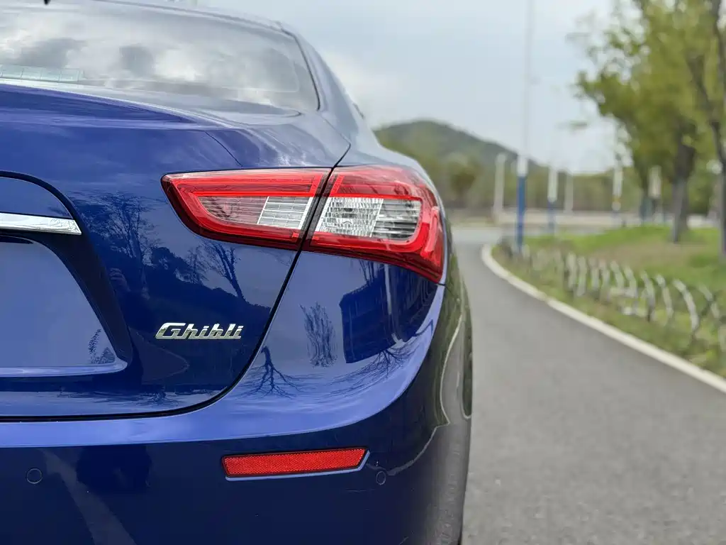 Maserati Ghibli 2014 — фото 8