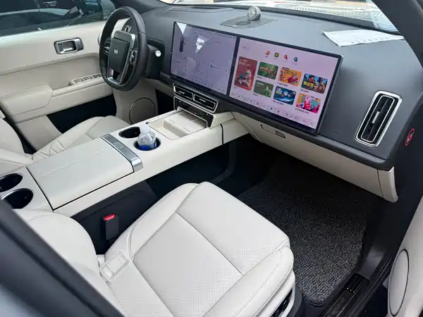Li Auto L8 2023