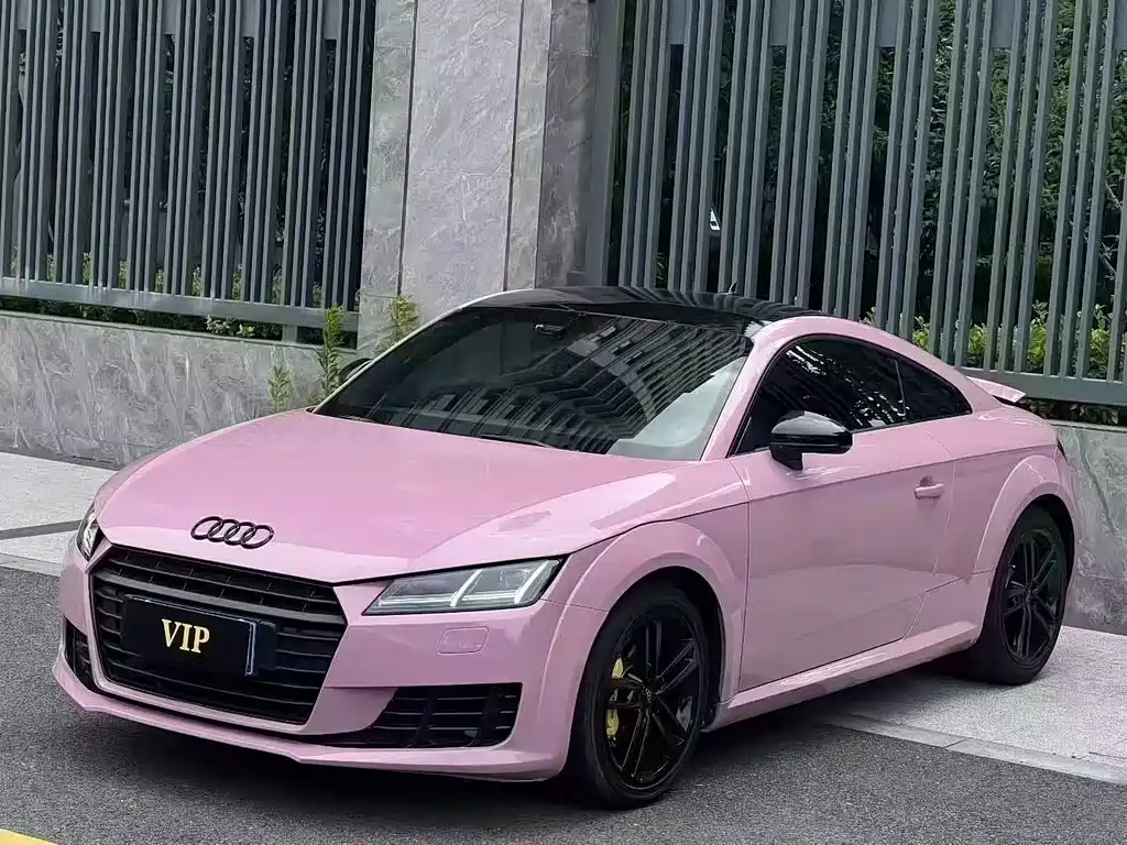 Audi TT 2015 — фото 1