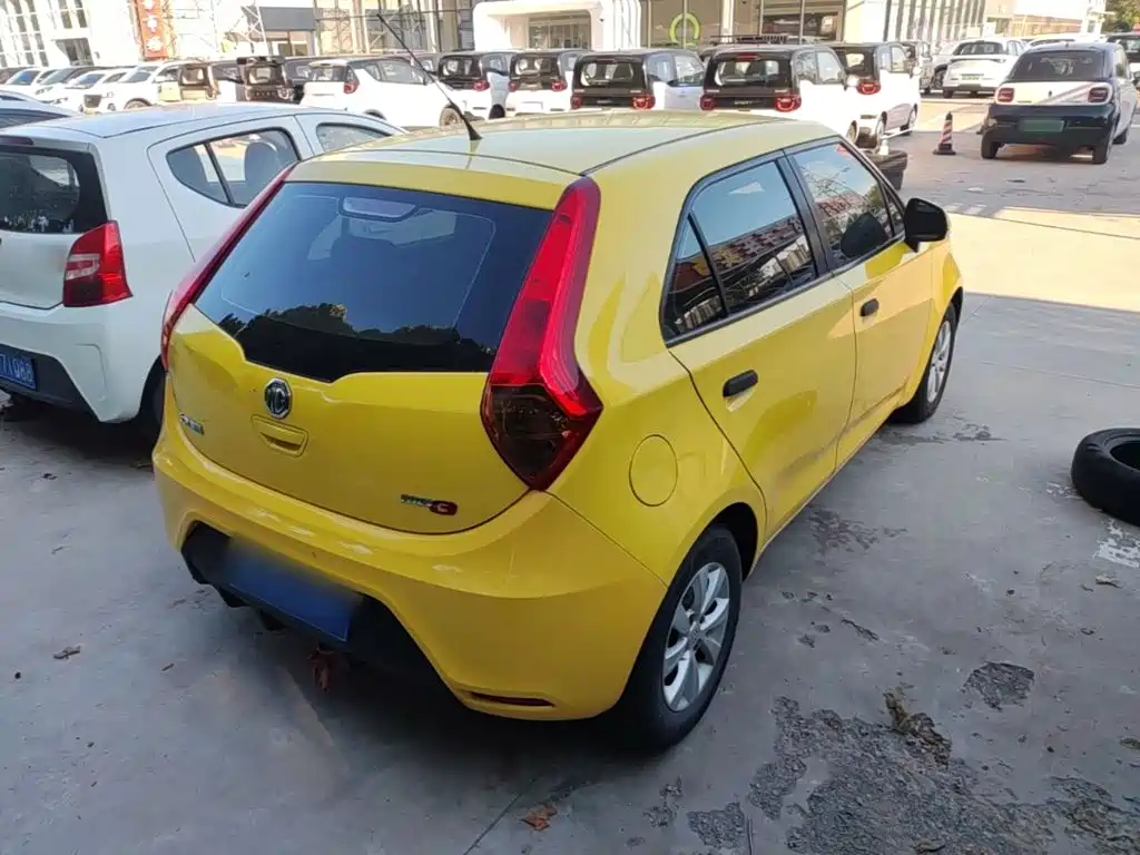 MG 3 2015
