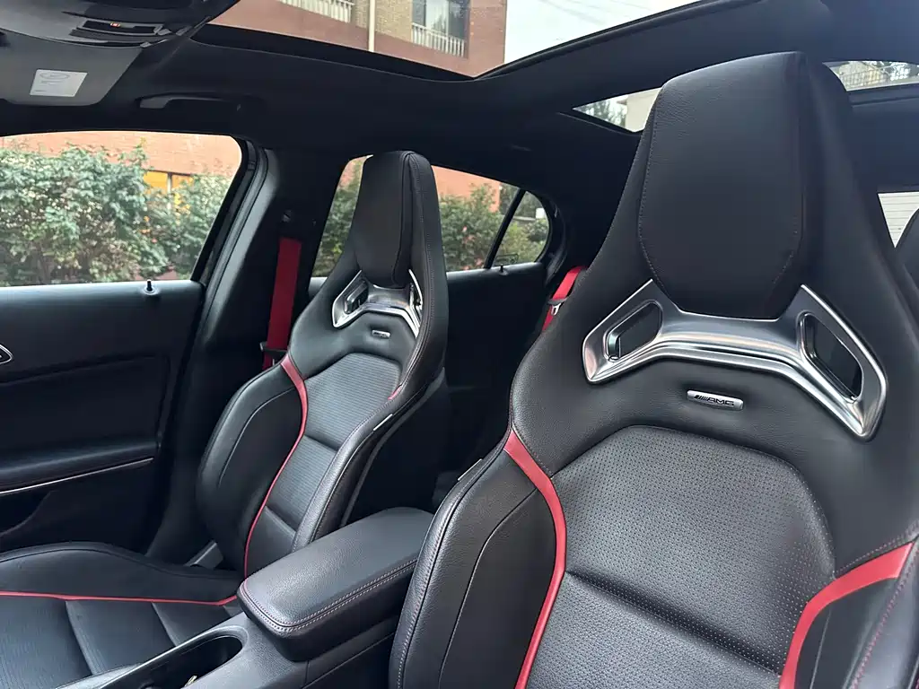 Mercedes-Benz GLA AMG 2015 — фото 23