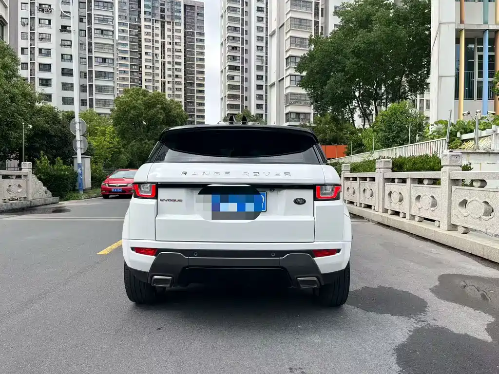 Land Rover Evoque 2018 — фото 8