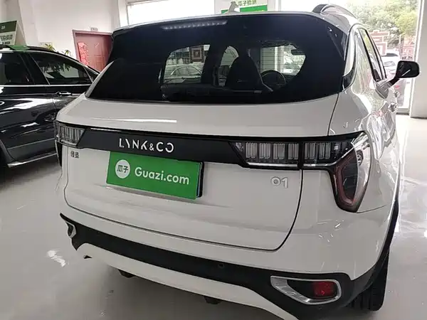 Lynk & Co 01 2018