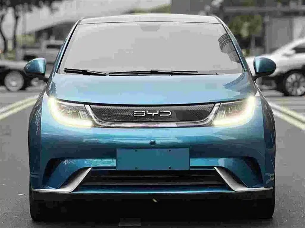 BYD Dolphin 2022 — фото 2