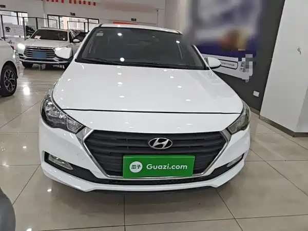 Hyundai Verna 2016