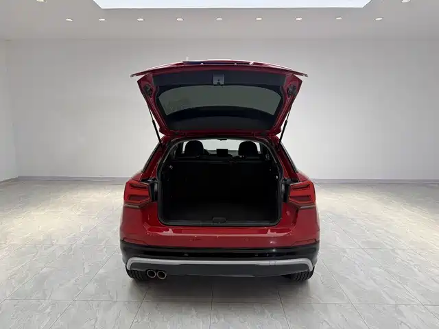 Audi Q2L 2021 — фото 9
