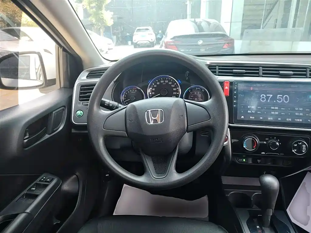 Honda City 2018 — фото 11