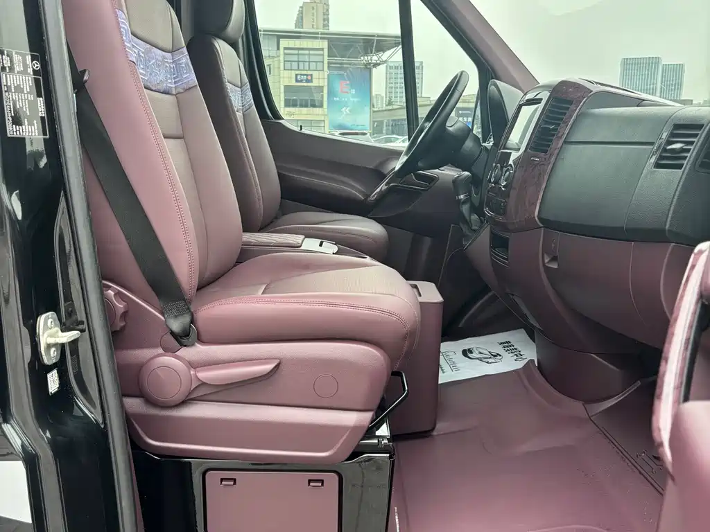 Mercedes-Benz Sprinter 2018 — фото 21