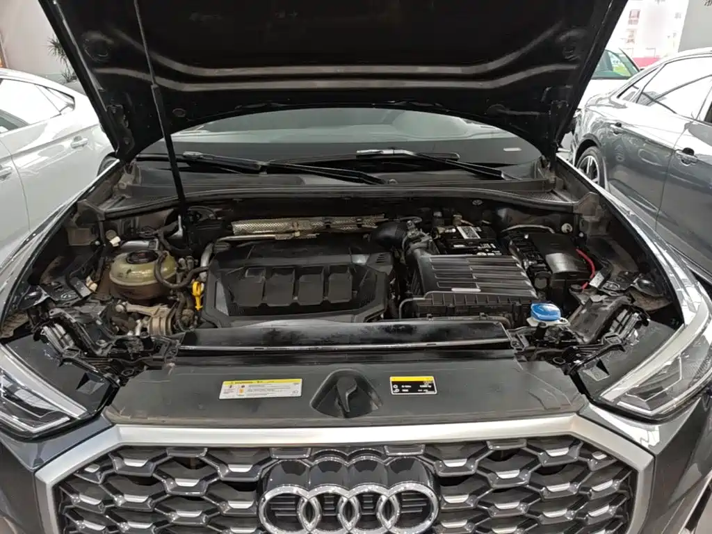 Audi Q3 Sportback 2021 — фото 20