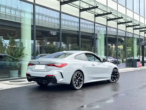 BMW 4 Series 2025