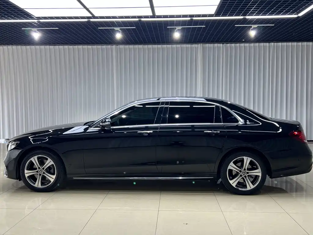 Mercedes-Benz E-Class 2018 — фото 3