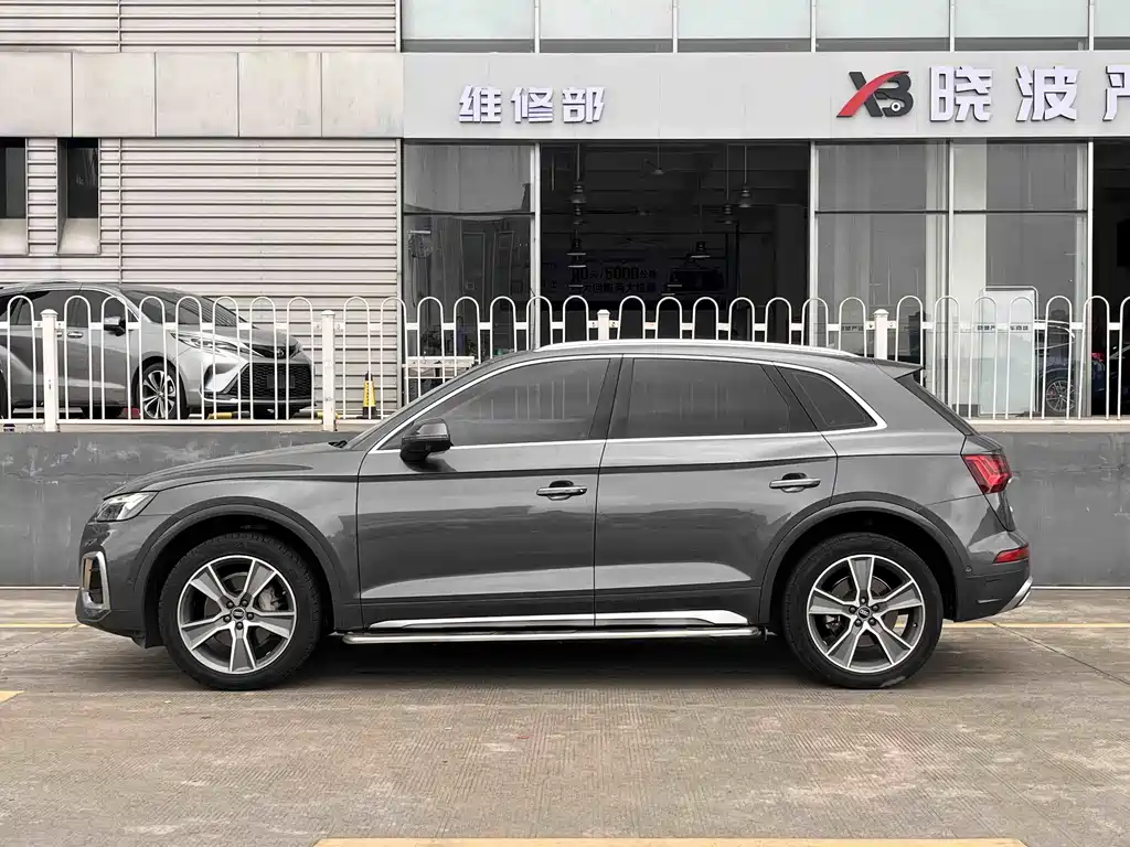 Audi Q5L 2022 — фото 4