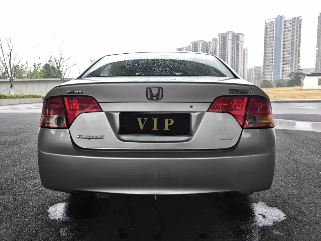 Honda Civic 2010 — фото 10