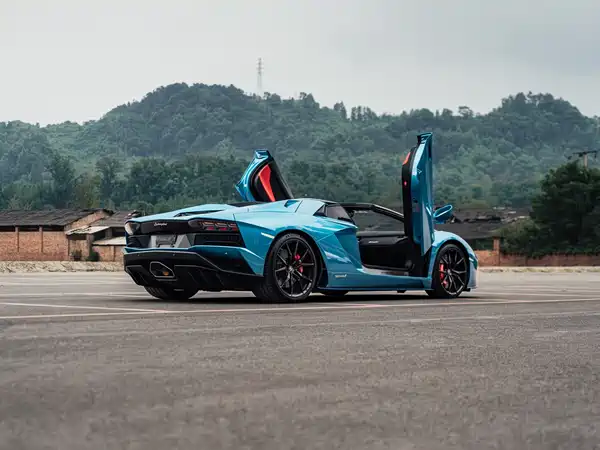 Lamborghini Aventador 2019