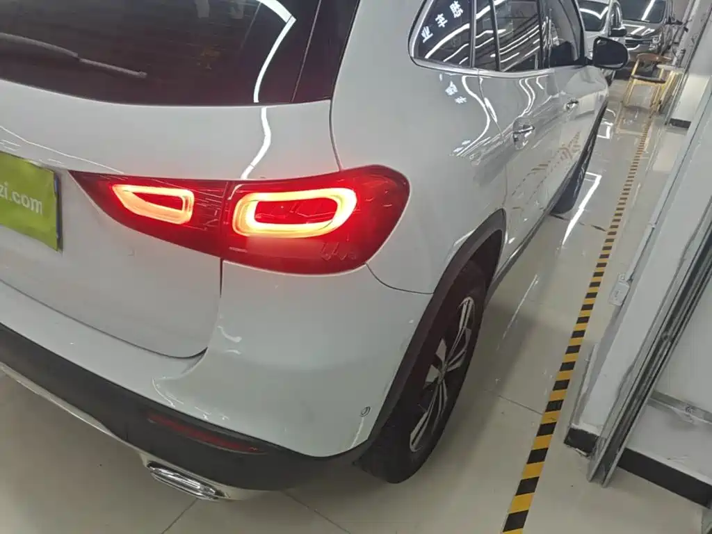 Mercedes-Benz GLA 2021 — фото 8