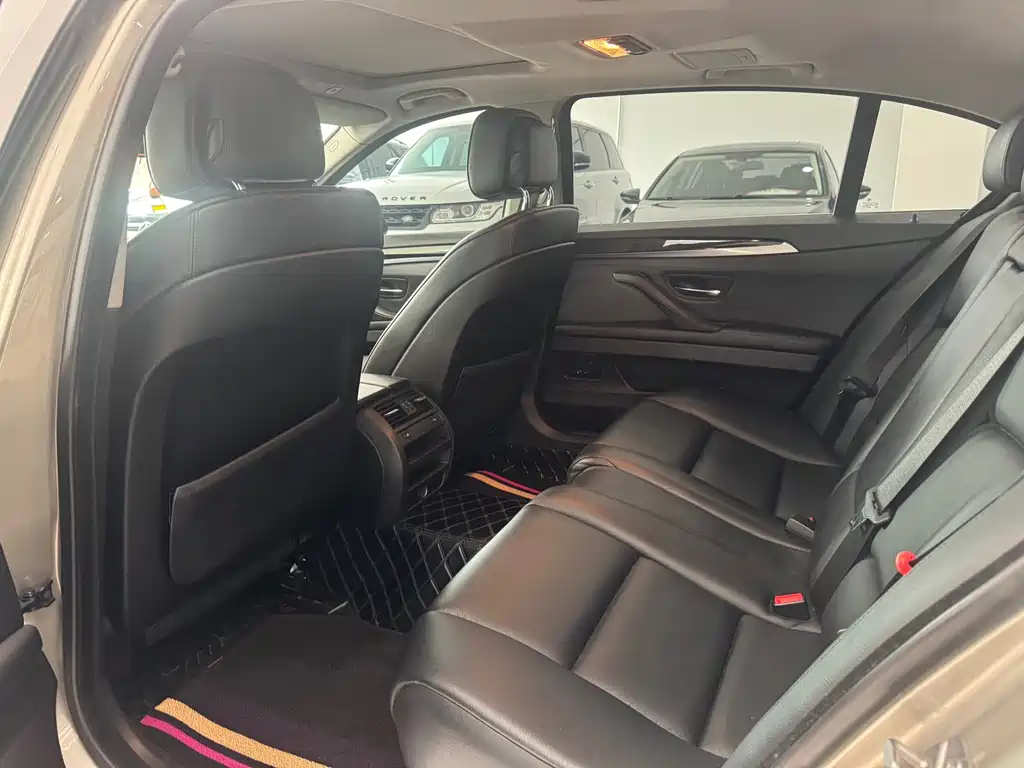 BMW 5 Series 2011