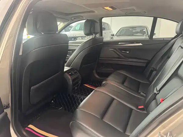 BMW 5 Series 2011