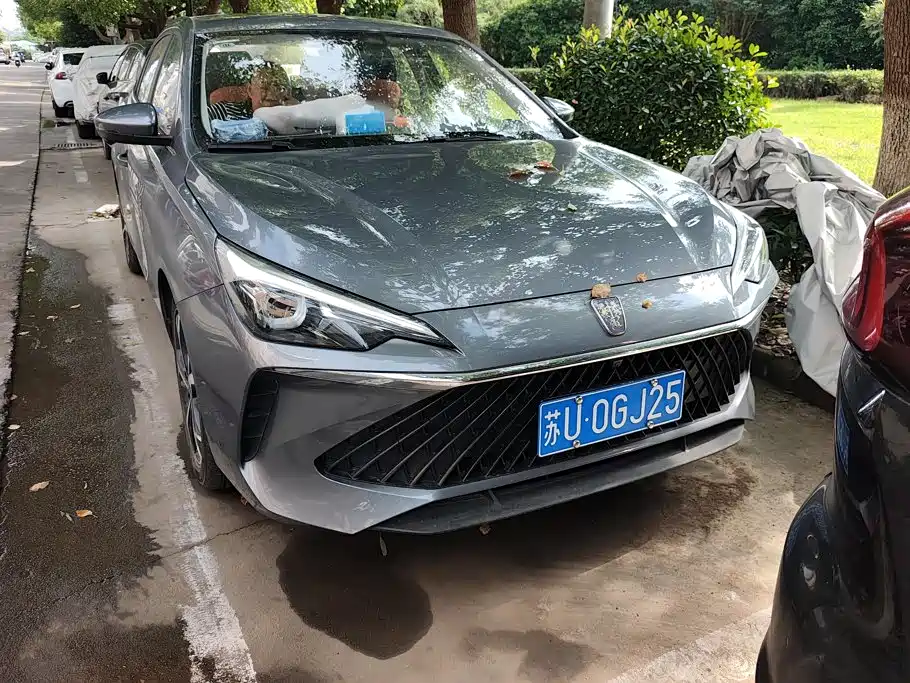 Roewe i5 2025