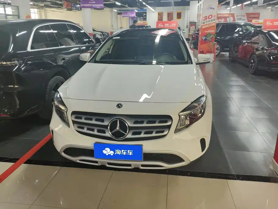 Mercedes-Benz GLA 2017