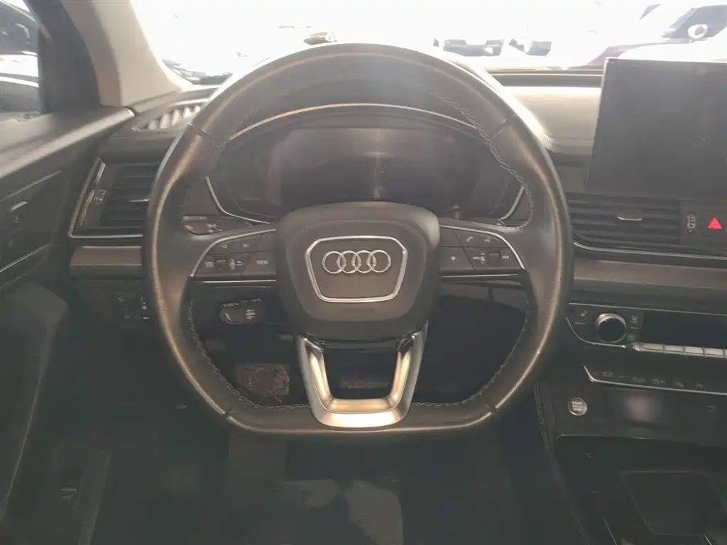 Audi Q5L 2022 — фото 3