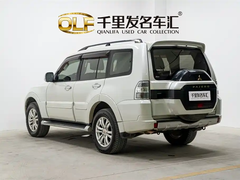 Mitsubishi Pajero 2019