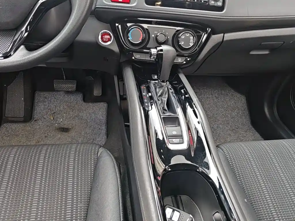 Honda Vezel 2017 — фото 14